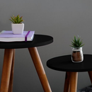 Conjunto de Mesinhas Canto E Apoio Pe Palito Madeira Tripe Porta Quadros E Objetos Branco Ou Preto
